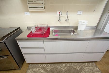 Apartamento à venda com 158m², 3 quartos e sem vaga Apartamento à venda com 158m², 3 quartos e sem vagaCozinha