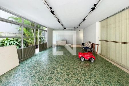 Apartamento à venda com 158m², 3 quartos e sem vaga Apartamento à venda com 158m², 3 quartos e sem vagaÁrea comum