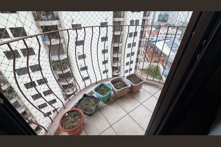 Apartamento à venda com 107m², 3 quartos e 2 vagas Apartamento à venda com 107m², 3 quartos e 2 vagasSaca Suite