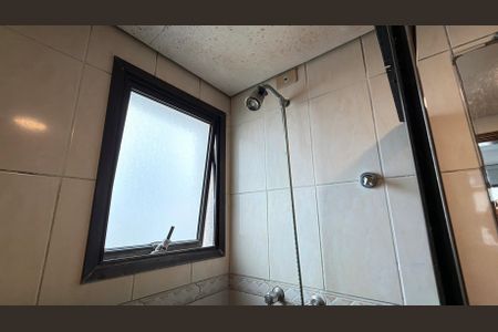 Apartamento à venda com 107m², 3 quartos e 2 vagas Apartamento à venda com 107m², 3 quartos e 2 vagasBanheiro da Suíte