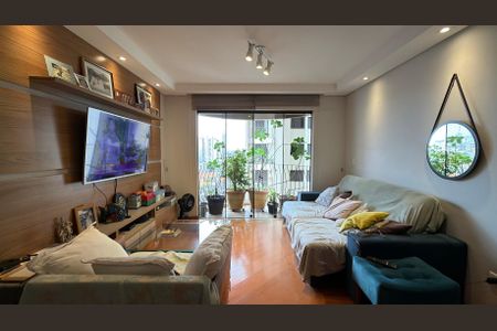 Apartamento à venda com 107m², 3 quartos e 2 vagas Apartamento à venda com 107m², 3 quartos e 2 vagasSala