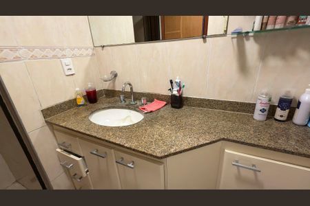 Apartamento à venda com 107m², 3 quartos e 2 vagas Apartamento à venda com 107m², 3 quartos e 2 vagasBanheiro