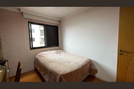 Apartamento à venda com 107m², 3 quartos e 2 vagas Apartamento à venda com 107m², 3 quartos e 2 vagasQuarto 3