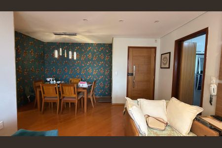 Apartamento à venda com 107m², 3 quartos e 2 vagas Apartamento à venda com 107m², 3 quartos e 2 vagasSala