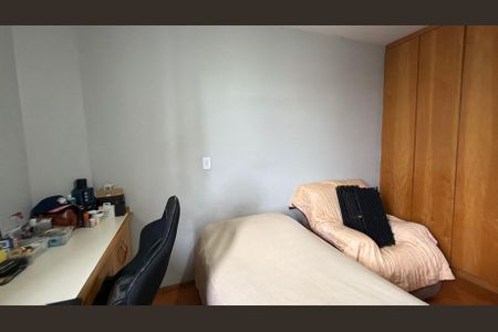 Apartamento à venda com 107m², 3 quartos e 2 vagas Apartamento à venda com 107m², 3 quartos e 2 vagasQuarto 2
