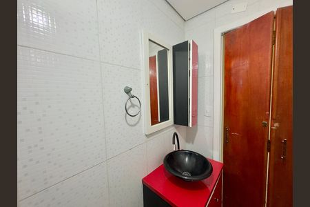 Apartamento à venda com 41m², 2 quartos e 1 vaga Apartamento à venda com 41m², 2 quartos e 1 vagaBanheiro