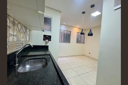 Apartamento à venda com 41m², 2 quartos e 1 vaga Apartamento à venda com 41m², 2 quartos e 1 vagaCozinha