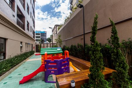 Apartamento à venda com 120m², 3 quartos e 2 vagasÁrea comum - Playground