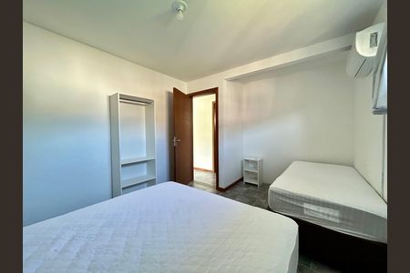 Casa para alugar com 210m², 3 quartos e 3 vagas Casa para alugar com 210m², 3 quartos e 3 vagasQuarto 1