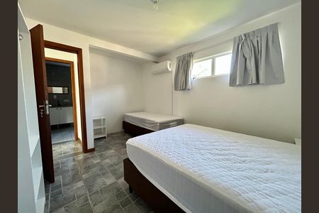 Casa para alugar com 210m², 3 quartos e 3 vagas Casa para alugar com 210m², 3 quartos e 3 vagasQuarto 1