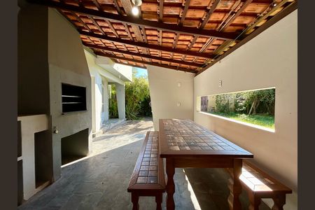 Casa para alugar com 210m², 3 quartos e 3 vagas Casa para alugar com 210m², 3 quartos e 3 vagasChurrasqueira