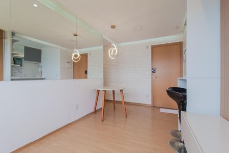Sala/Sala de jantar de apartamento para alugar com 2 quartos, 43m² em Rp3 (regiões de Planejamento), Mauá