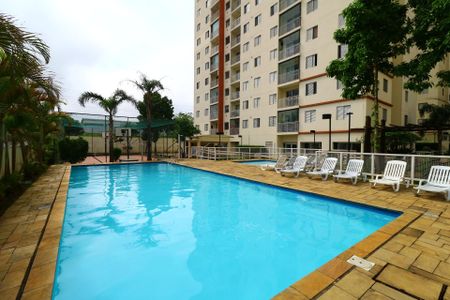 Apartamento para alugar com 67m², 3 quartos e 1 vagaÁrea Comum - Piscina