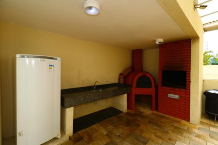 Apartamento para alugar com 67m², 3 quartos e 1 vagaÁrea Comum - Churrasqueira 2