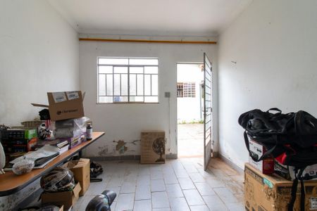 Casa à venda com 249m², 3 quartos e 6 vagasQuintal