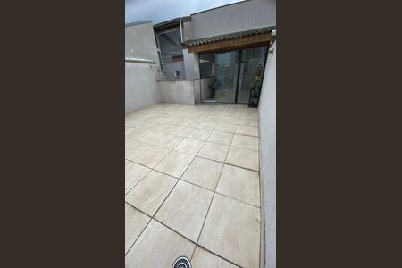 Apartamento à venda com 100m², 2 quartos e 1 vaga Apartamento à venda com 100m², 2 quartos e 1 vagaÁrea externa