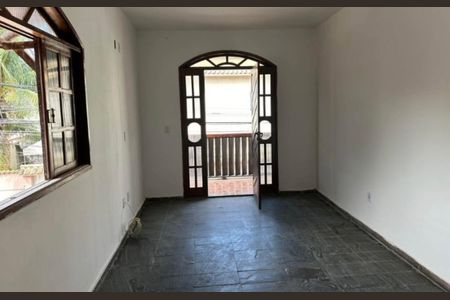Sala de casa para alugar com 3 quartos, 140m² em Nova Alianca, Rio das Ostras