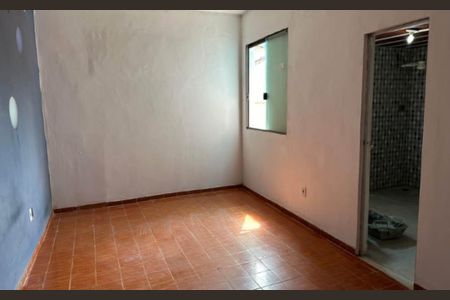 Quarto de casa para alugar com 3 quartos, 140m² em Nova Alianca, Rio das Ostras