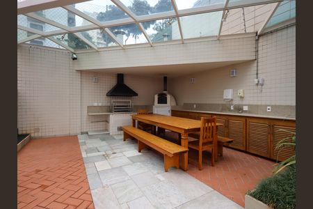 Apartamento à venda com 168m², 3 quartos e 4 vagasÁrea comum - Churrasqueira