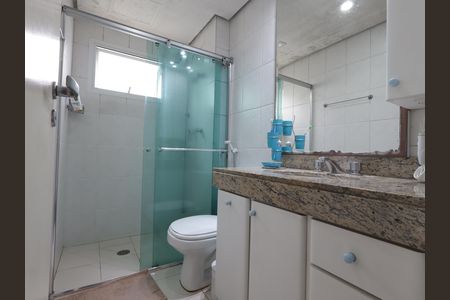 Apartamento à venda com 168m², 3 quartos e 4 vagasBanheiro da Suíte 2