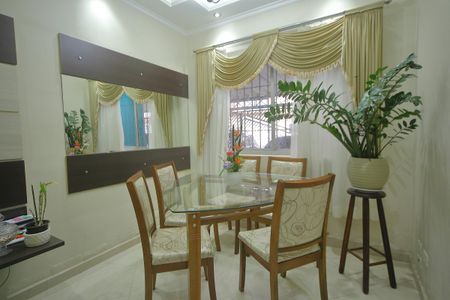 Apartamento à venda com 60m², 2 quartos e 1 vagaSala