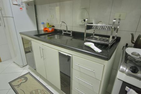 Apartamento à venda com 60m², 2 quartos e 1 vagaCozinha 
