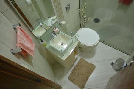 Apartamento à venda com 60m², 2 quartos e 1 vagaBanheiro 