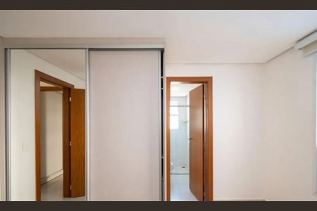 Apartamento para alugar com 122m², 3 quartos e 2 vagasQuarto