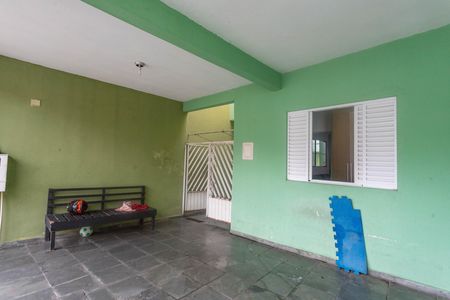 Casa à venda com 233m², 5 quartos e 2 vagas Casa à venda com 233m², 5 quartos e 2 vagasGaragem