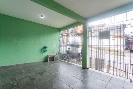 Casa à venda com 233m², 5 quartos e 2 vagas Casa à venda com 233m², 5 quartos e 2 vagasGaragem