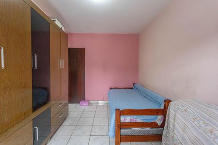 Casa à venda com 233m², 5 quartos e 2 vagas Casa à venda com 233m², 5 quartos e 2 vagasQuarto 5