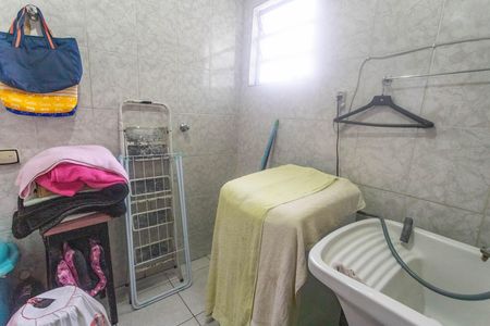 Casa à venda com 233m², 5 quartos e 2 vagas Casa à venda com 233m², 5 quartos e 2 vagasÁrea de serviço