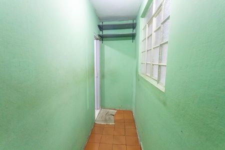 Casa à venda com 233m², 5 quartos e 2 vagas Casa à venda com 233m², 5 quartos e 2 vagasCorredor