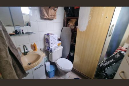 Apartamento à venda com 77m², 2 quartos e 1 vaga Apartamento à venda com 77m², 2 quartos e 1 vagaBanheiro