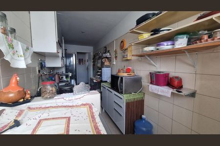 Apartamento à venda com 77m², 2 quartos e 1 vaga Apartamento à venda com 77m², 2 quartos e 1 vagaCozinha