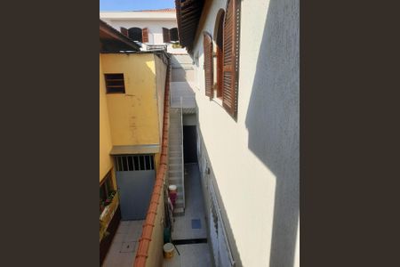 Casa à venda com 269m², 3 quartos e 2 vagas Casa à venda com 269m², 3 quartos e 2 vagasÁrea externa