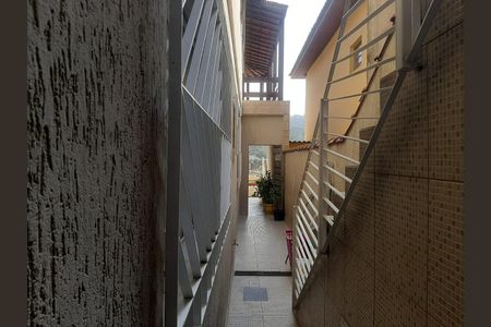 Casa à venda com 269m², 3 quartos e 2 vagas Casa à venda com 269m², 3 quartos e 2 vagasÁrea externa