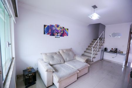 Sala de casa para alugar com 2 quartos, 130m² em Vila Piaui, São Paulo