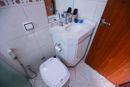 Casa para alugar com 130m², 2 quartos e 2 vagas Casa para alugar com 130m², 2 quartos e 2 vagasBanheiro da Suíte 1