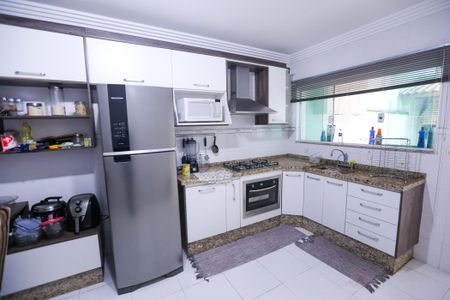 Casa para alugar com 130m², 2 quartos e 2 vagas Casa para alugar com 130m², 2 quartos e 2 vagasCozinha