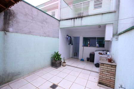 Casa para alugar com 130m², 2 quartos e 2 vagas Casa para alugar com 130m², 2 quartos e 2 vagasQuintal
