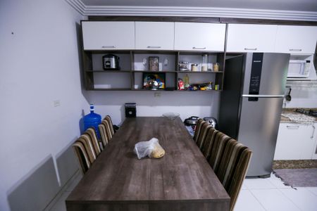 Casa para alugar com 130m², 2 quartos e 2 vagas Casa para alugar com 130m², 2 quartos e 2 vagasCozinha