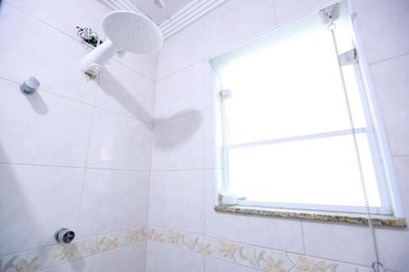 Casa para alugar com 130m², 2 quartos e 2 vagas Casa para alugar com 130m², 2 quartos e 2 vagasBanheiro da Suíte 2