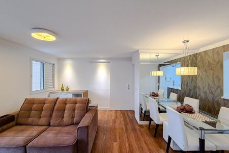 Apartamento à venda com 69m², 2 quartos e 2 vagas Apartamento à venda com 69m², 2 quartos e 2 vagasSala