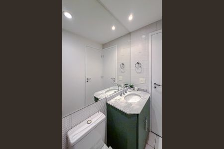 Apartamento à venda com 69m², 2 quartos e 2 vagas Apartamento à venda com 69m², 2 quartos e 2 vagasBanheiro