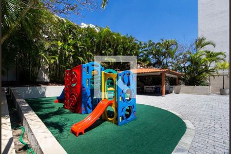 Apartamento para alugar com 50m², 1 quarto e 1 vaga Apartamento para alugar com 50m², 1 quarto e 1 vagaÁrea comum - Playground