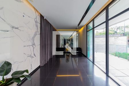 Apartamento à venda com 81m², 2 quartos e 2 vagas Apartamento à venda com 81m², 2 quartos e 2 vagasHall social