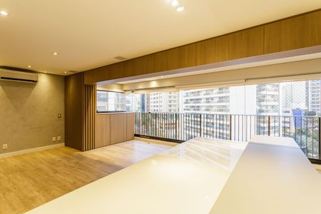 Apartamento à venda com 81m², 2 quartos e 2 vagas Apartamento à venda com 81m², 2 quartos e 2 vagasSala