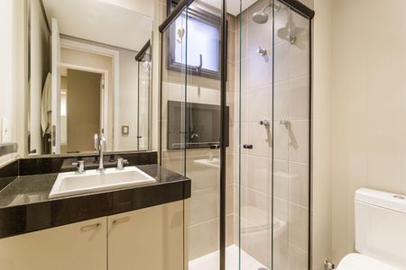 Apartamento à venda com 81m², 2 quartos e 2 vagas Apartamento à venda com 81m², 2 quartos e 2 vagasBanheiro Social