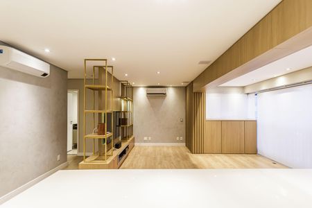 Apartamento à venda com 81m², 2 quartos e 2 vagas Apartamento à venda com 81m², 2 quartos e 2 vagasSala